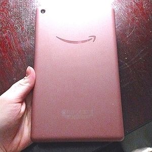 Amazon Kindle fire tablet 7 inch 9th generation 9 gen book e-reader no scratches